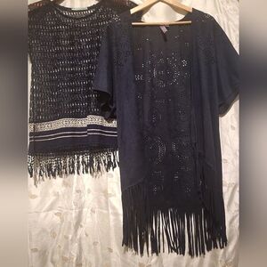 Lot of 2 navy blue boho chic tops nwot & EUC SZ Med 💙